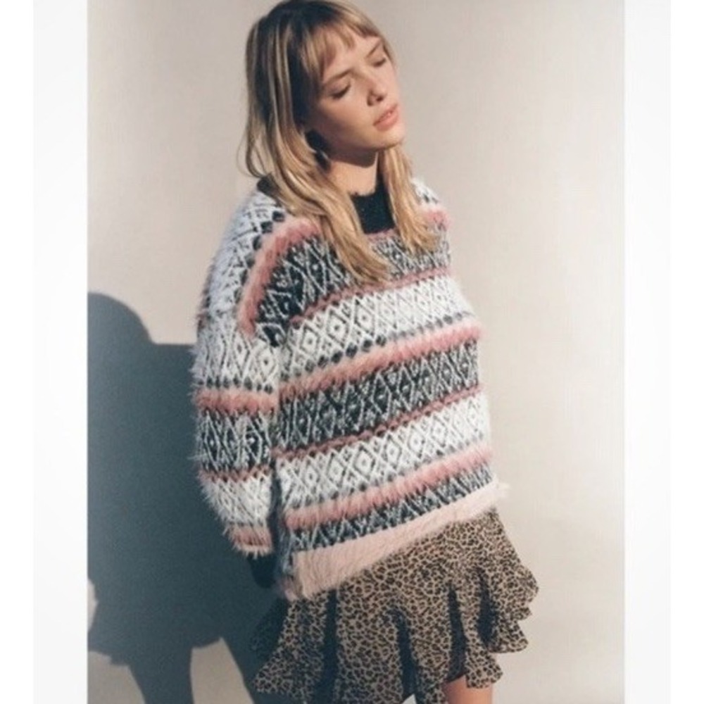 Urban Outfitters BDG Women Sweater Fuzzy Fair Isle Pullover Cut Crew Neck Small